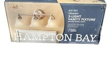 Vaidade de banheiro Hampton Bay Ashhurst 3 luzes níquel escovado clássico tradicional comprar usado  Enviando para Brazil