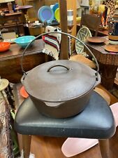 Farmhouse Cast Iron Dutch Oven by Lodge USA 10 1/4 for sale  Shipping to South Africa