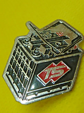 Pin pin badge d'occasion  Arnage