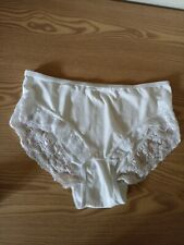 Sissy soft white for sale  HORNSEA