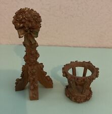 Miniaturas Topiary, casa de muñecas, resina, coleccionable, marrón, juego de dos piezas segunda mano  Embacar hacia Argentina