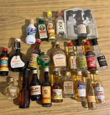 collezione alcolici bottiglie mignon usato  Roma