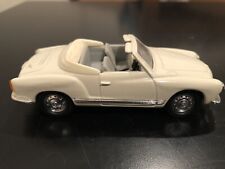 Carro branco Yat Ming Road Legends #94206 1960 Volkswagen VW Karmann GHIA - 1:43 comprar usado  Enviando para Brazil