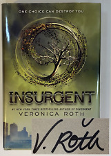 Divergent Ser. #2: Insurgente ASSINADO por Veronica Roth (2012, Capa Dura) comprar usado  Enviando para Brazil
