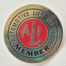 Broche membro do Automotive Lift Institute certificado esmalte preto e vermelho tom dourado comprar usado  Enviando para Brazil