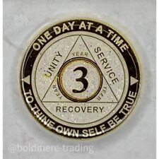 Medalhão de 3 anos Alcoólicos Anônimos folheado a ouro branco AA Sobriedade Chip Coin comprar usado  Enviando para Brazil