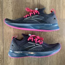 running brooks s woman shoes for sale  Lena