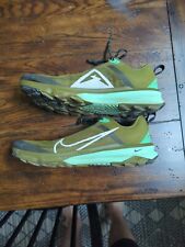 Używany, Nike Męskie buty do biegania React Terra Kiger 9 Trail oliwkowo-zielone lniany rozmiar 11,5 na sprzedaż  Wysyłka do Poland