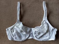 Soutien gorge blanc d'occasion  Courbevoie