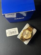 Reloj Casio en tono dorado para hombre (caja, etiqueta y eslabones adicionales incluidos) segunda mano  Embacar hacia Argentina