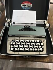 Máquina de escrever manual vintage Smith Corona Classic 12 no estojo testada funciona! comprar usado  Enviando para Brazil