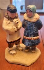 Estatuilla vintage 1959 de C. Alan Johnson niño y niña de Alaska con perro vestido azul segunda mano  Embacar hacia Argentina