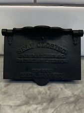 Usado, Cofre antigo de ferro fundido auto-fechamento patente aplicada para D.M CO vintage raro comprar usado  Enviando para Brazil