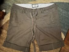 Bermuda Abercrombie & Fitch tamanho 8 bolsos A&F marrom calça caminhada comprar usado  Enviando para Brazil