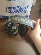 Usado, Auriculares de alta definición para DJ Behringer HPX2500 con cable negros segunda mano  Embacar hacia Argentina