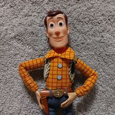 Figura de acción Disney Pixar Toy Story 4 Sheriff Woody 15" cuerda FUNCIONA segunda mano  Embacar hacia Argentina