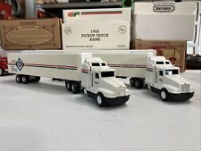 Lote de 2 camiones y remolque Kenworth 1/64 equipos de alimentos segunda mano  Embacar hacia Mexico