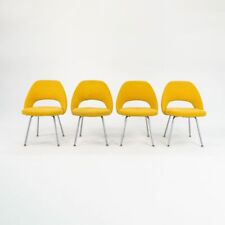 Cadeiras de jantar laterais executivas Eero Saarinen Knoll década de 1960 em tecido amarelo lúpulo comprar usado  Enviando para Brazil