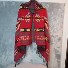 Usado, Poncho asteca feminino O/S capuz vermelho capa franja botão boho acrílico macio festival comprar usado  Enviando para Brazil