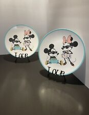 "Platos de cena Disney Mickey and Minnie de melamina de 10,5"" ~ Juego de 2 sin BPA segunda mano  Embacar hacia Argentina