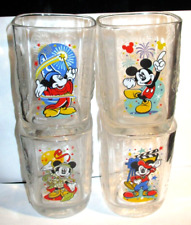 Usado, 4 xícaras de vidro diferentes McDonalds Walt Disney World Celebration 2000 Mickey Mouse comprar usado  Enviando para Brazil