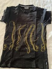 Shirt octopus usato  Saluzzo