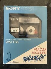 Grabadora de casete Sony Walkman WM-F65 radio AM/FM caja original con auriculares rara segunda mano  Embacar hacia Mexico