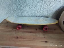 Ancien skateboard jaune d'occasion  Vitrolles