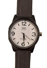 Relógio analógico masculino QQ casual preto estojo de plástico mostrador branco pulseira de borracha preta novo taco comprar usado  Enviando para Brazil