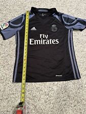 Camiseta de Fútbol Real Madrid Mediana Niños Negra/Malva 3a Camisa Oficial Adidas segunda mano  Embacar hacia Argentina