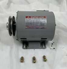 MOTOR DE INDUCCIÓN DE TRES FASES MITSUBISHI SUPER LINE SB-JR 0,2 KW, 4P, USADO segunda mano  Embacar hacia Argentina