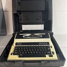 ¡La máquina de escribir Royal Aristocrat funciona! segunda mano  Embacar hacia Argentina
