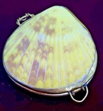 Brukt, Vintage Yellow Sea Shell Clam Shell Compact Coin Brass Hinged Purse Trinket Box  til salgs  Frakt til Norway
