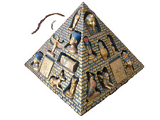 Pyramide figurines egyptiennes d'occasion  Laroque-d'Olmes