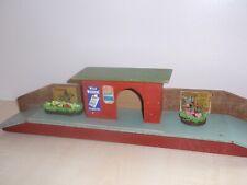 Gauge wooden station for sale  THORNTON-CLEVELEYS