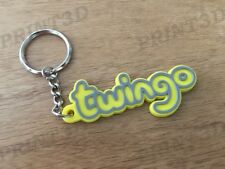 Occasion, Porte clés / Keychain PVC souple Twingo monogramme logo coffre jaune/yellow d'occasion  Bouaye