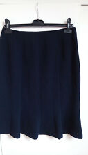 Elégante jupe bleu d'occasion  Sainte-Gauburge-Sainte-Colombe