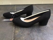 wide fit court shoes for sale  BEXLEY
