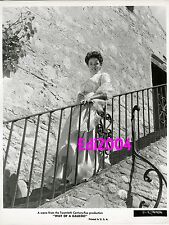 Foto Original Vintage GENE TIERNEY "WAY OF A GAÚCHO" '52 RARA Beleza nas Escadas  comprar usado  Enviando para Brazil