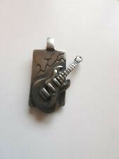 Joli pendentif guitare d'occasion  Rillieux-la-Pape