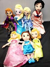 Lote de 7 muñecas de peluche princesa Disney Ariel Aurora Sofía Bella Anna Elsa Mulan segunda mano  Embacar hacia Argentina