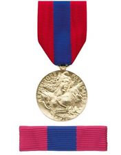 Lot medaille dixmude d'occasion  Thiers
