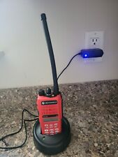 Rádio portátil vermelho recondicionado Motorola HT-1250 VHF 136-174 teclado completo comprar usado  Enviando para Brazil