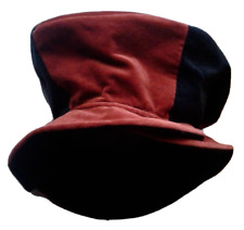 Cappello bicolore usato  Torino