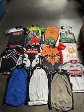 Usado, Lote de 12 camisetas de ciclismo de varios tamaños y marcas segunda mano  Embacar hacia Argentina