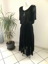 Jolie robe noire d'occasion  Lézignan-Corbières