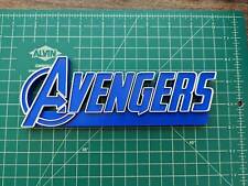 Avengers 2012 3D impresso arte exibição logotipo prateleira suporte parede Marvel comprar usado  Enviando para Brazil