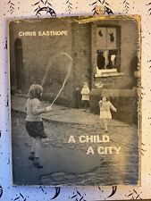1971 A Child A City by Chris Easthope - Liverpool - postwar urban photographer comprar usado  Enviando para Brazil