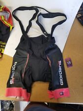 Bermuda de ciclismo Team Giordana média acolchoada preta/rosa (#128) comprar usado  Enviando para Brazil