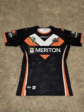NRL Wests Tigers Rugby League Home Jersey Men’s Size 44 Team Autographed Meriton for sale  Shipping to South Africa